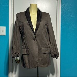 Alythea Brown Blazer with Relaxed Fit and Notched Lapel Gathered Cuffs Large NWT